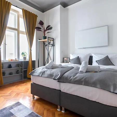3 Bedroom Apartament