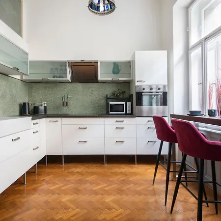 3 Bedroom Appartamento