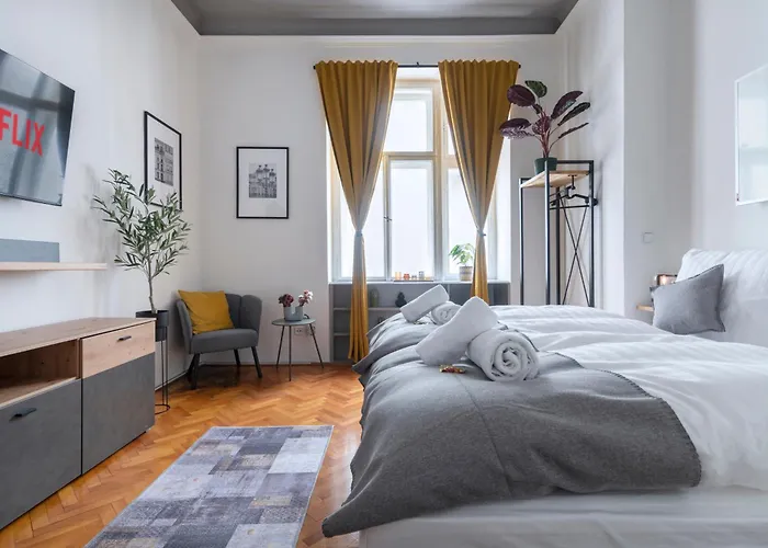 3 Bedroom Appartamento *