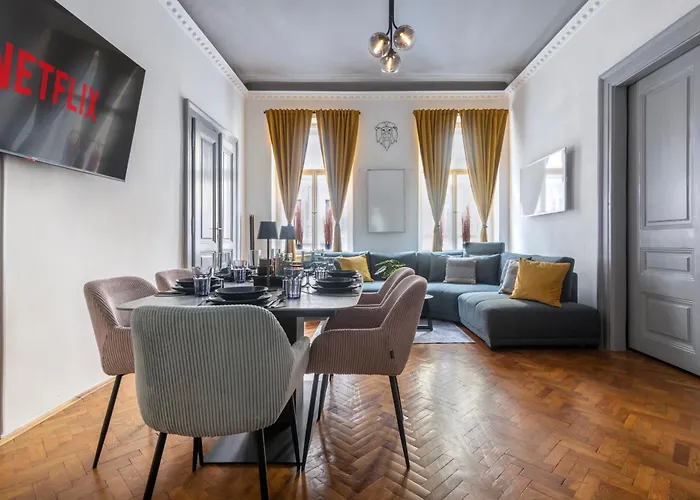 Appartamento 3 Bedroom Praga