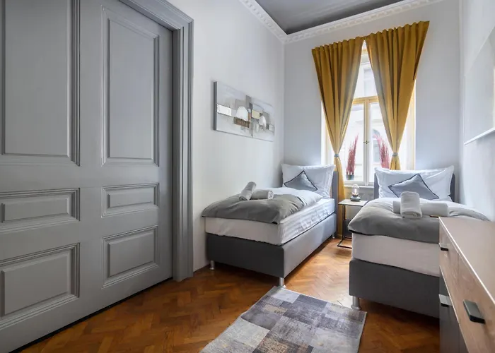 3 Bedroom Praga