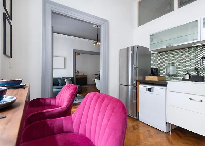 3 Bedroom Appartamento Praga